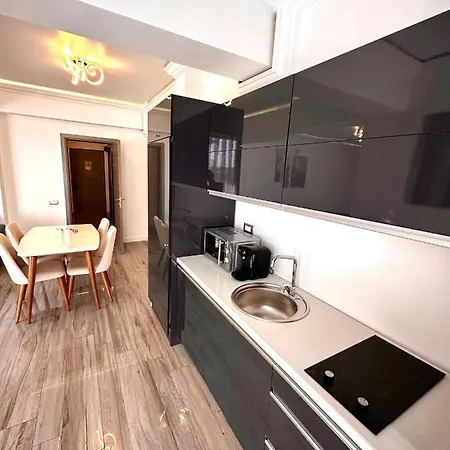 Apartament White Tower - Junior Mamaia