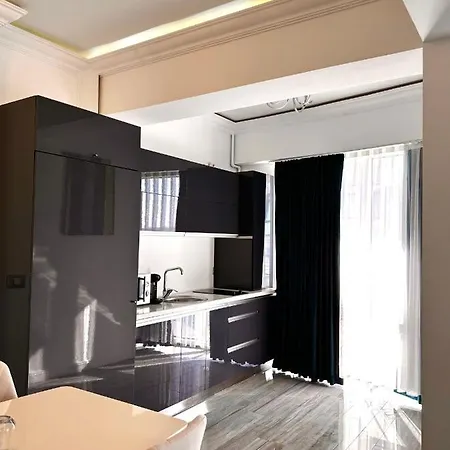 White Tower - Apartament Junior